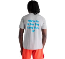 New Balance RC ESSENTIAL GRAPHIC T-SHIRT Grå