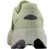 New Balance FUELCELL REBEL V5 LÖPARSKOR Gul