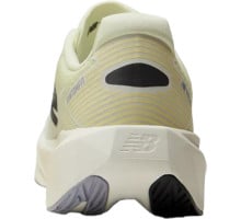 New Balance FUELCELL REBEL V5 LÖPARSKOR Gul