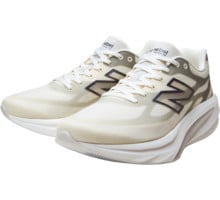 New Balance SUPERCOMP REBEL V1 LÖPARSKOR Beige