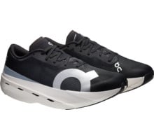 ON CLOUDBOOM VOLT KOLFIBERSKOR Svart