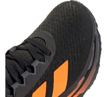 adidas ADISTAR BYD KOLFIBERSKOR Svart