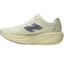 New Balance SUPERCOMP REBEL V1 LÖPARSKOR Gul