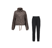 Setpris sweater + pants 349:-