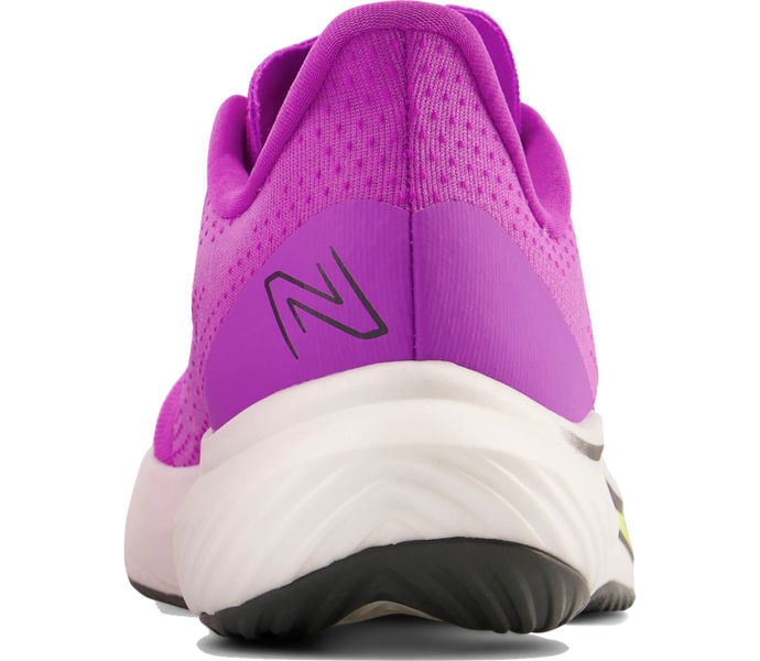 New Balance FuelCell Rebel v3 Löparskor Lila