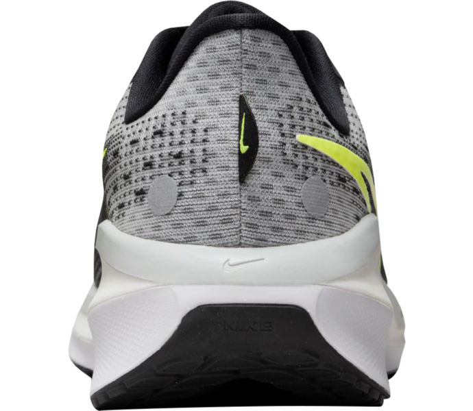 Nike VOMERO 17 LÖPARSKOR Svart