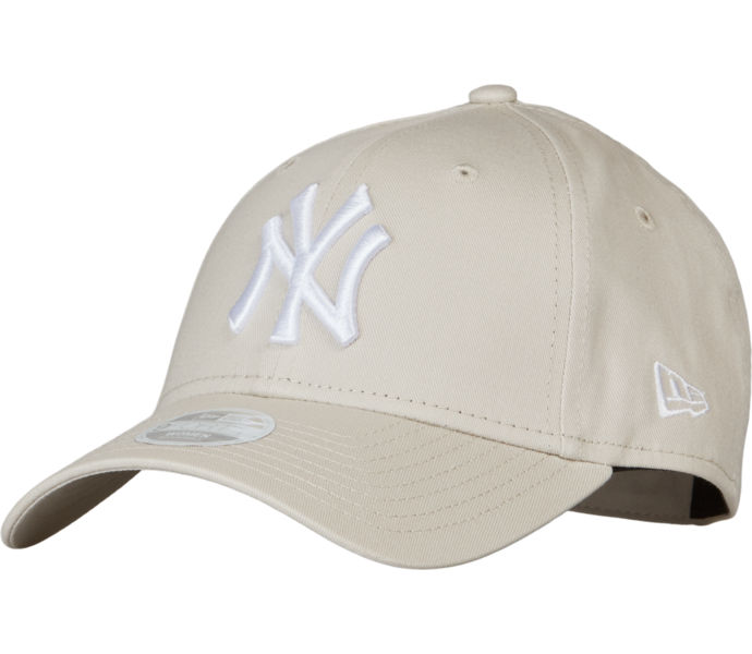 New era 9FORTY New York Yankees League Essential keps Beige
