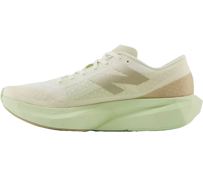 New Balance FUELCELL REBEL V4 LÖPARSKOR Beige