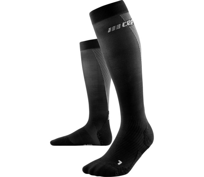 CEP ULTRALIGHT SOCKS TALL V3 KOMPRESSIONSSTRUMPA Svart