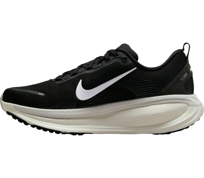 Nike VOMERO 18 LÖPARSKOR Svart