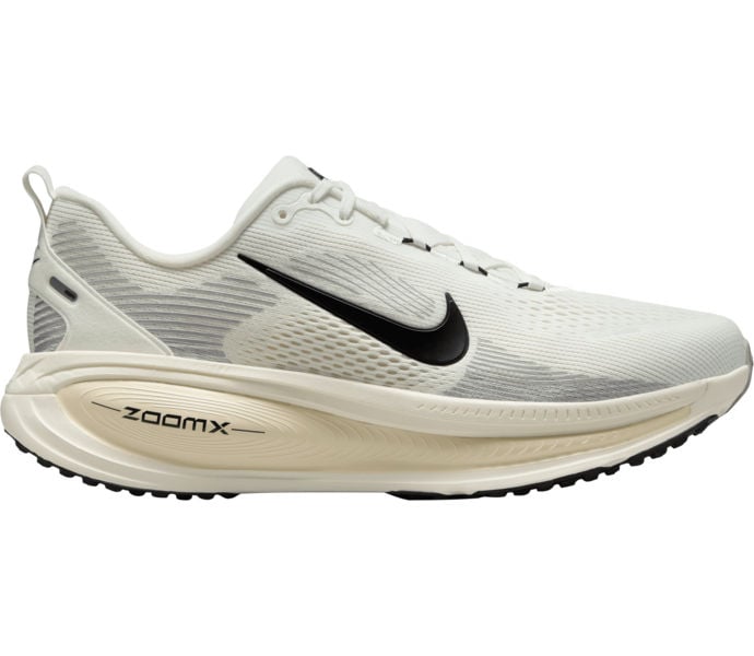 Nike VOMERO 18 LÖPARSKOR Vit