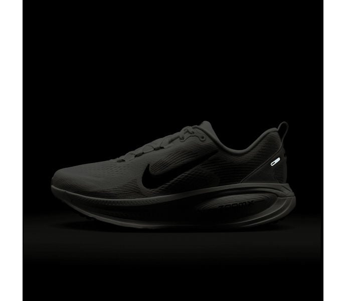 Nike VOMERO 18 LÖPARSKOR Vit