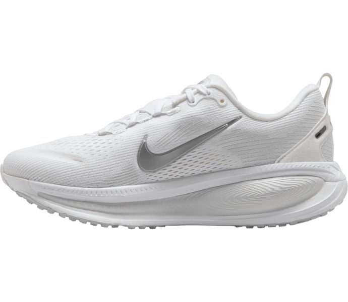 Nike VOMERO 18 LÖPARSKOR Vit