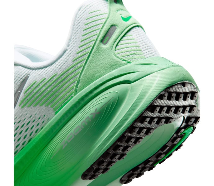 Nike VOMERO 18 LÖPARSKOR Grön