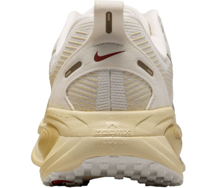 Nike VOMERO 18 LÖPARSKOR Beige