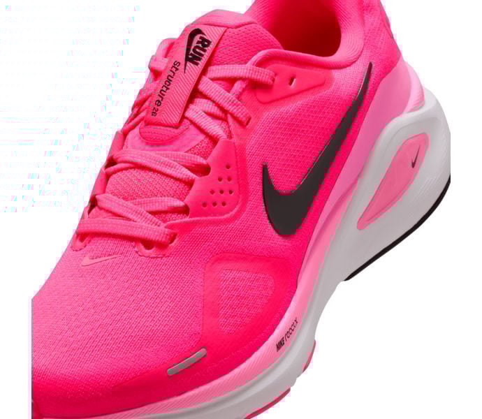 Nike STRUCTURE 26 LÖPARSKOR Rosa