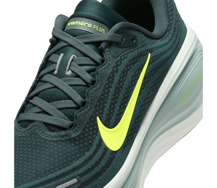 Nike VOMERO PLUS LÖPARSKOR Grön