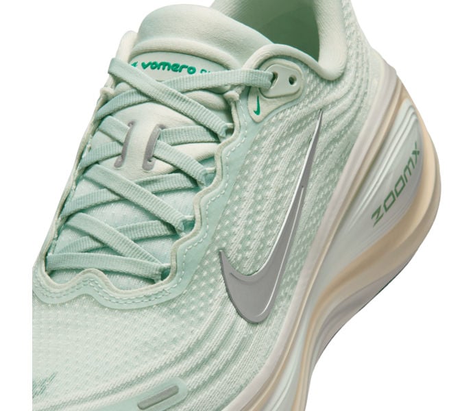 Nike VOMERO PLUS LÖPARSKOR Grön