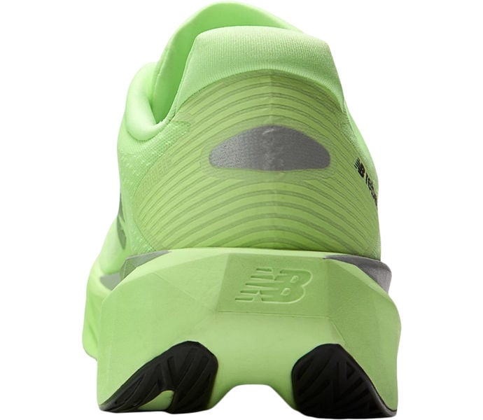 New Balance FUELCELL REBEL V5 LÖPARSKOR Grön