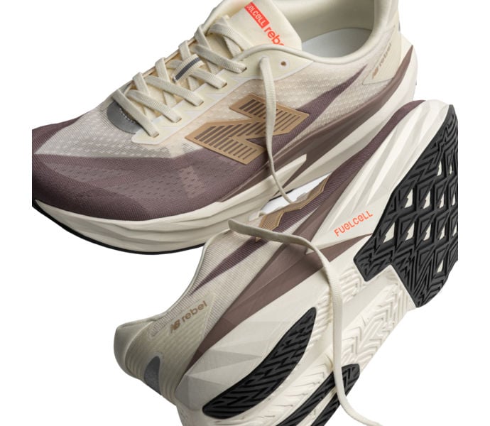 New Balance FUELCELL REBEL V5 LÖPARSKOR Beige