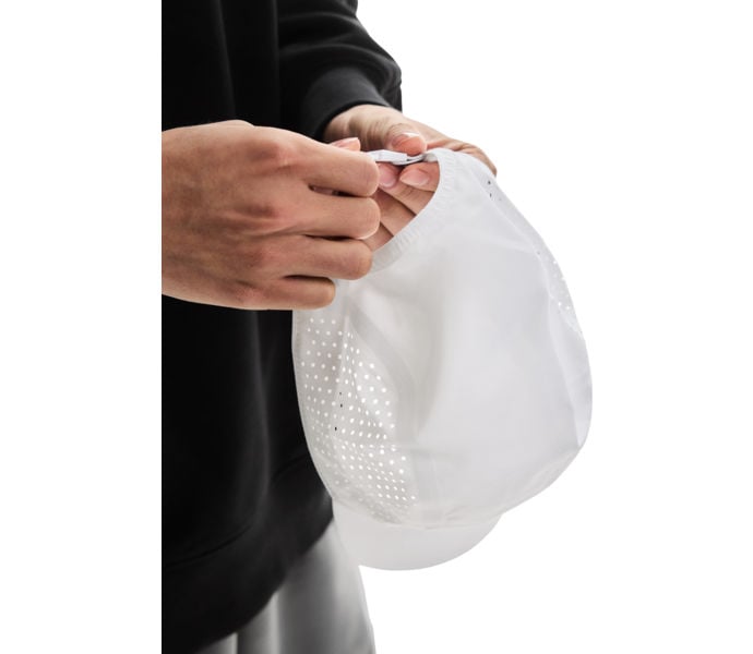 ON LIGHTWEIGHT CAP LÖPARSKEPS Vit