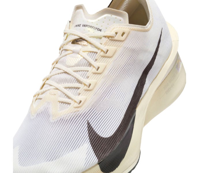 Nike VAPORFLY NEXT% 4 KOLFIBERSKOR Vit