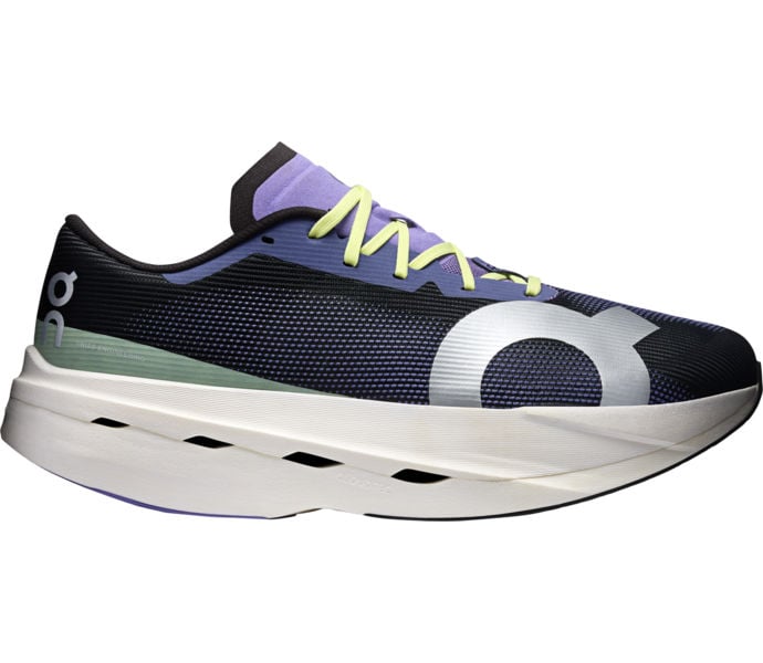 ON CLOUDBOOM VOLT KOLFIBERSKOR Svart