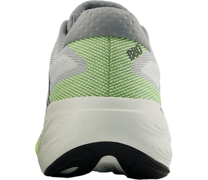 New Balance 880 V15 LÖPARSKOR Grå