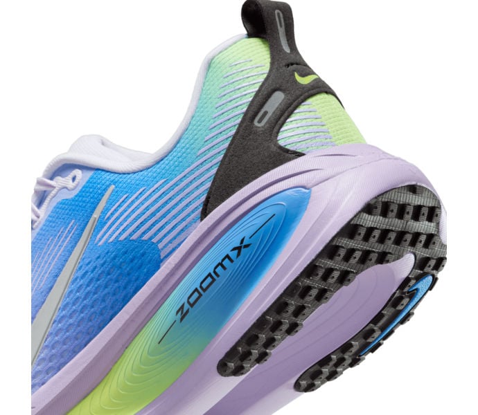 Nike VOMERO 18 LÖPARSKOR Flerfärgad