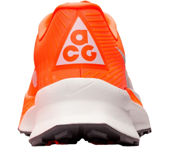 Nike ACG ULTRAFLY TRAIL 2 Röd