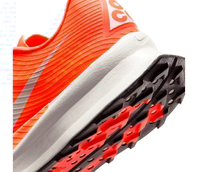 Nike ACG ULTRAFLY TRAIL 2 Röd