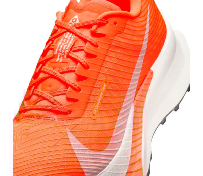 Nike ACG ULTRAFLY TRAIL 2 Röd