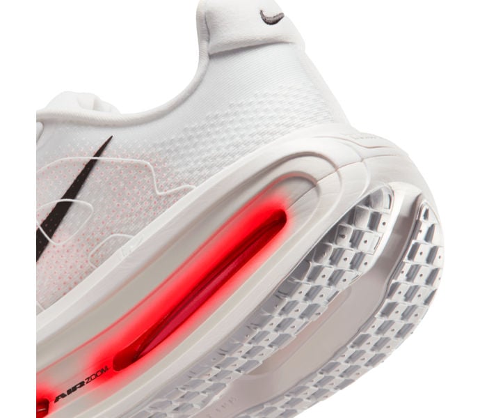 Nike VOMERO PREMIUM LÖPARSKOR Vit