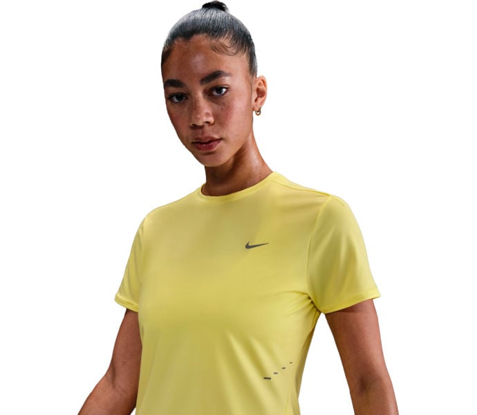Nike SWIFT DRI-FIT SHORT SLEEVE LÖPAR T-SHIRT Gul
