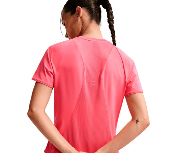 Nike SWIFT DRI-FIT SHORT SLEEVE LÖPAR T-SHIRT Rosa