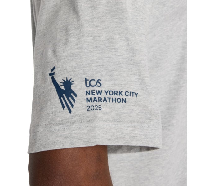 New Balance NYC MARATHON GRAPHIC TSHIRT Grå
