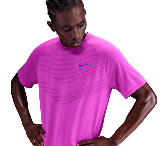 Nike ENERGY STRIDE SS TOP LÖPARTSHIRT Lila