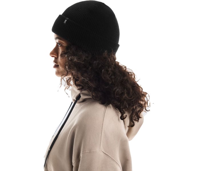 ON MERINO BEANIE LÖPARMÖSSA Svart