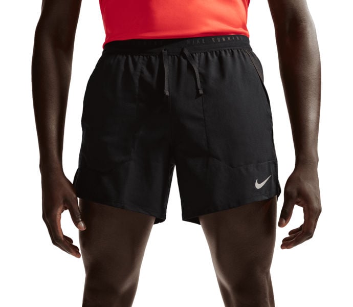 Nike Stride 5 inches M löparshorts Svart