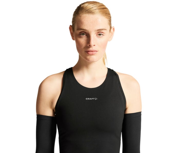 Craft HYPERVENT CROPPED POCKET SINGLET LÖPARLINNE Svart