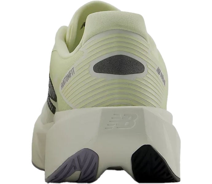 New Balance FUELCELL REBEL V5 LÖPARSKOR Gul