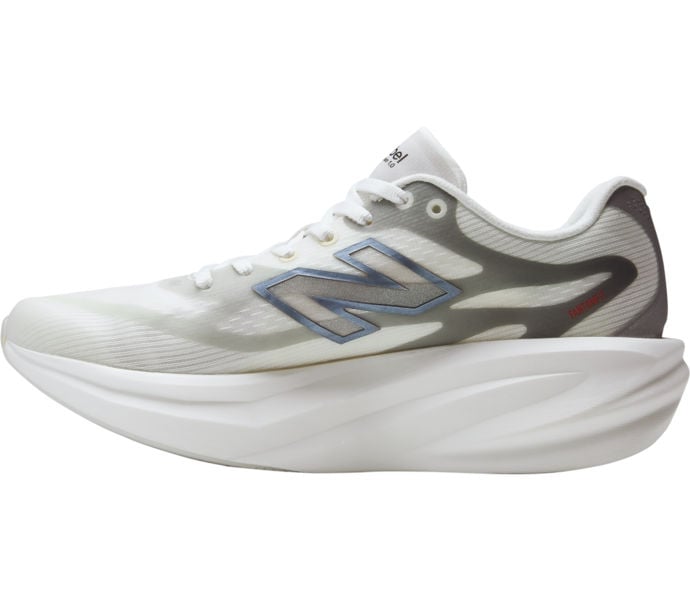 New Balance SUPERCOMP REBEL V1 LÖPARSKOR Vit