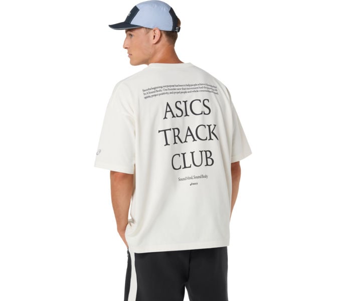 Asics ASICS TRACK CLUB HERITAGE RELAXED TEE LÖPARTSHIRT Beige
