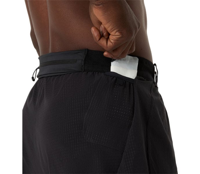 Asics METARUN SPLIT SHORT LÖPARSHORTS Svart