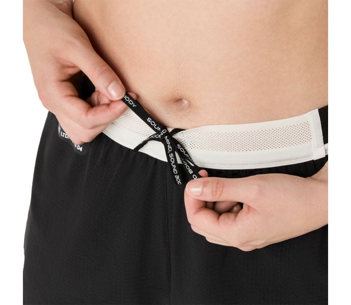 Asics LIMITED SERIES METARUN SPLIT SHORT LÖPARSHORTS Svart