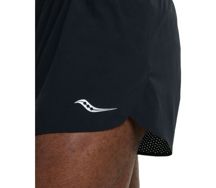Saucony ENDORPHIN SPLIT SHORT LÖPARSHORTS Svart