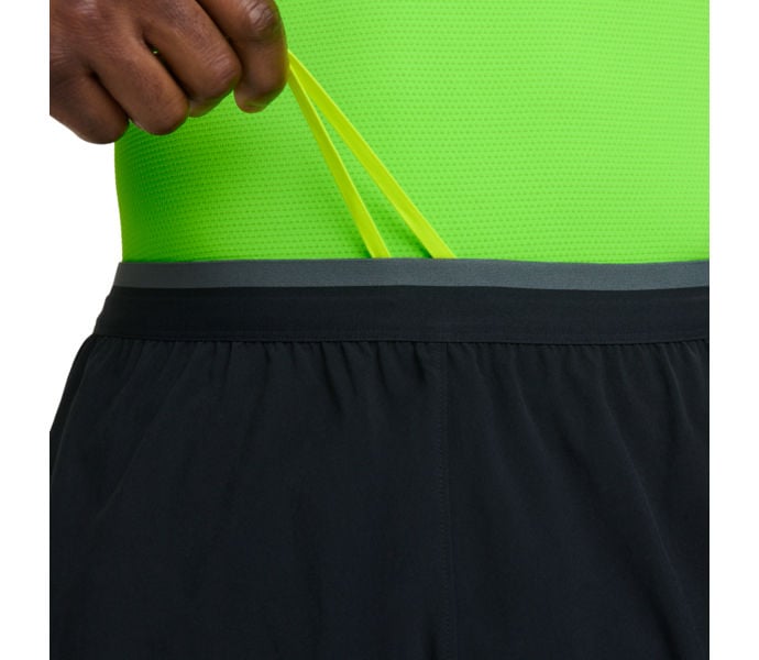 Saucony ENDORPHIN SPLIT SHORT LÖPARSHORTS Svart