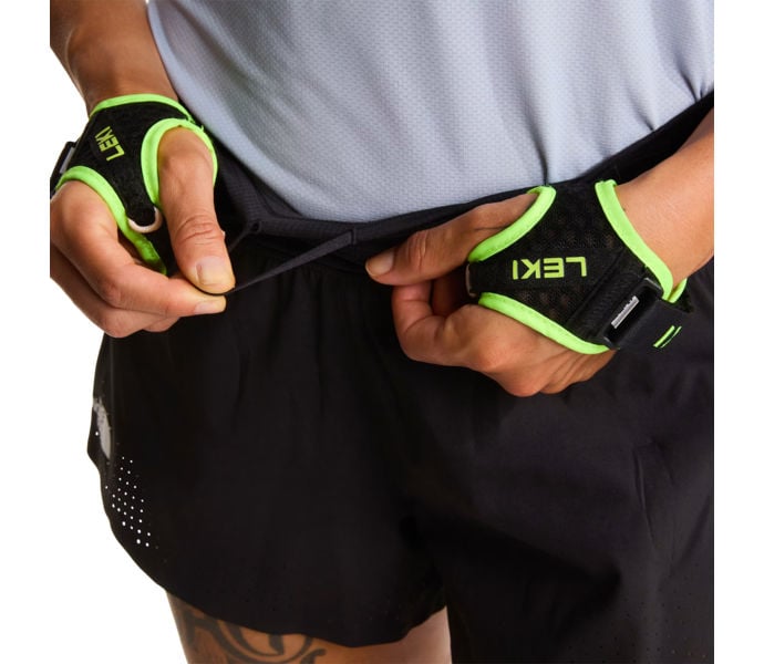 The North Face W SUMMIT PACESETTER 3'' SHORT LÖPARSHORTS Svart