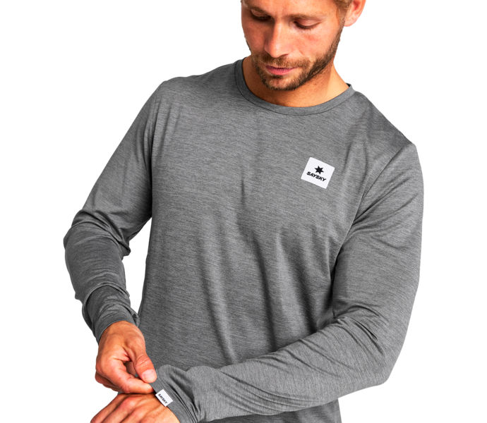 SAYSKY STATEMENT PACE LONG SLEEVE UNISEX LÖPARTRÖJA Grå