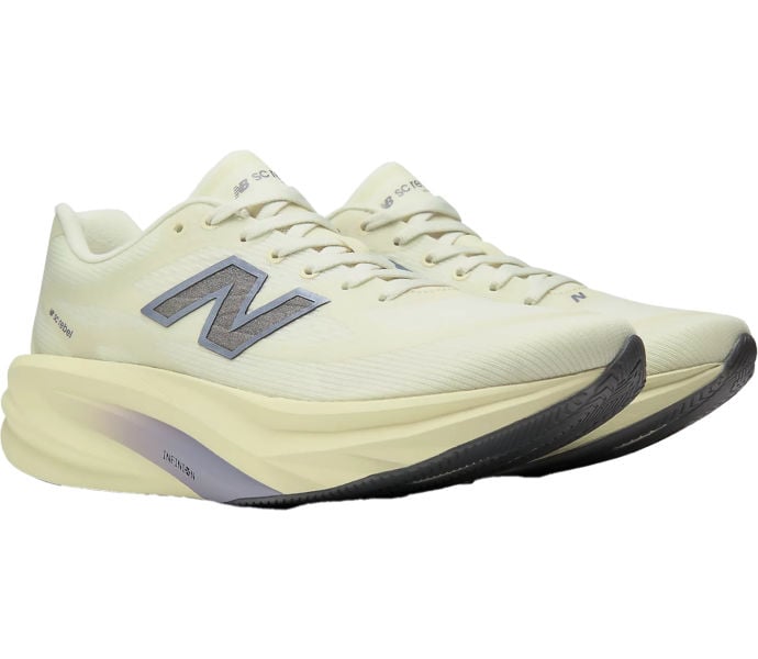 New Balance SUPERCOMP REBEL V1 LÖPARSKOR Gul